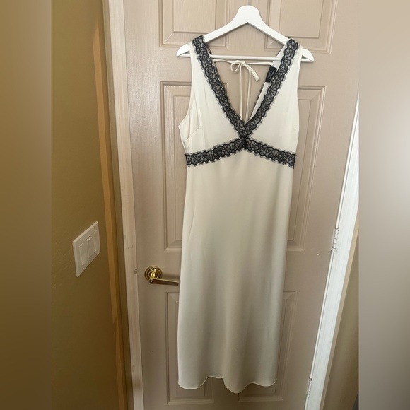 Vici Elegant White Midi Dress with Black Lace - Picture 1 of 3